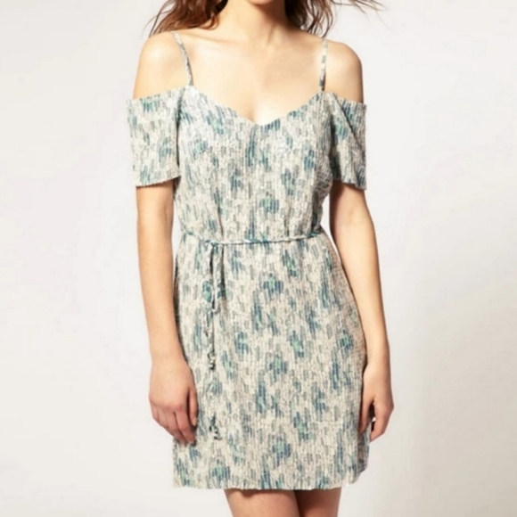 French Connection feather fields sequin dress - Picture 2 of 3